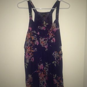 Express floral tank